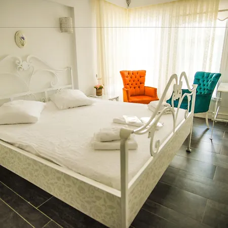 Bueyuekada Port Hotel 3*