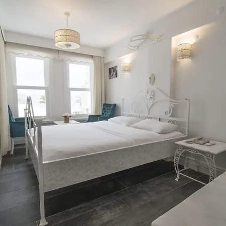 Bueyuekada Port 호텔