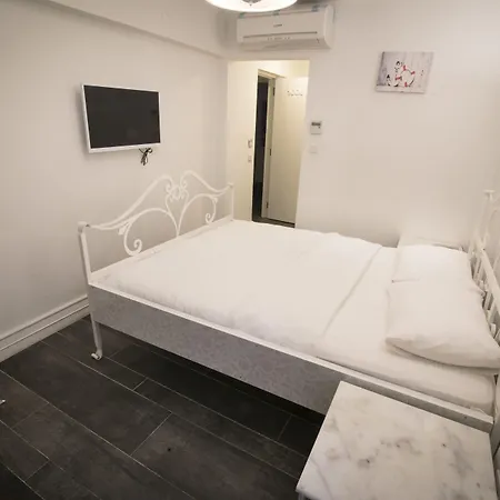 호텔 Bueyuekada Port 아달라르