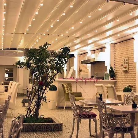 Bueyuekada Port Hotel 3*