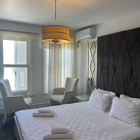 Bueyuekada Port 3* Adalar