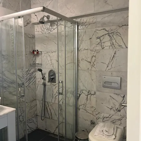Bueyuekada Port Hotel 3*