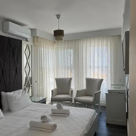 Bueyuekada Port 3* Adalar