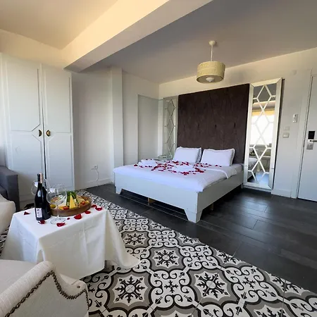 Bueyuekada Port Hotel Adalar