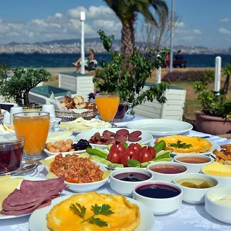 Bueyuekada Port 3* Adalar