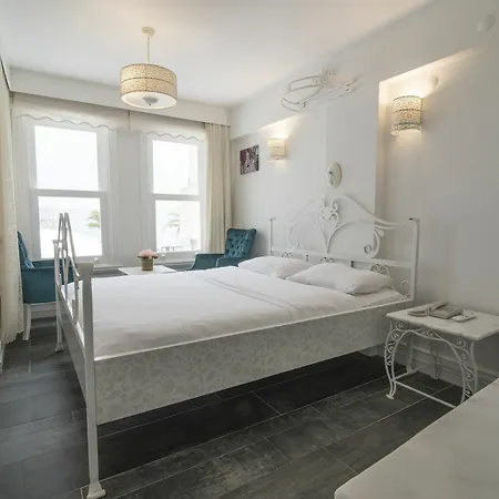 Bueyuekada Port 호텔