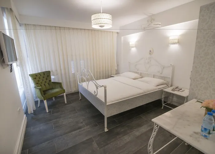 Hotel Bueyuekada Port 3*