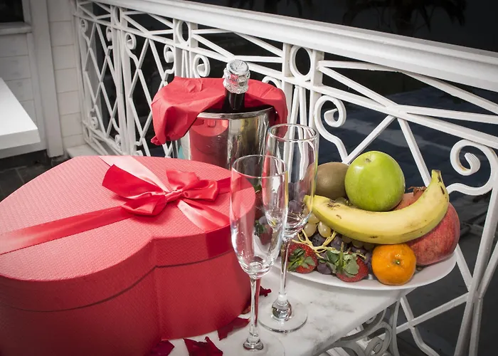 Hotel Bueyuekada Port 3*