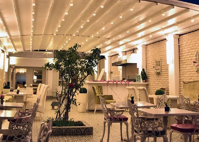 Bueyuekada Port Hotel 3*