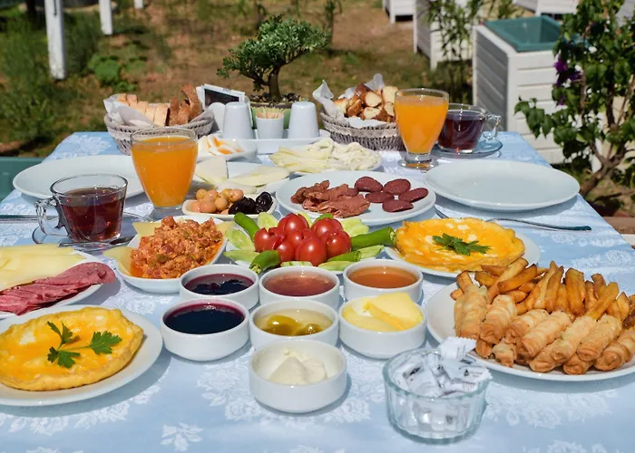 Bueyuekada Port Adalar