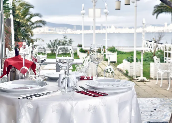 Hotel Bueyuekada Port Adalar