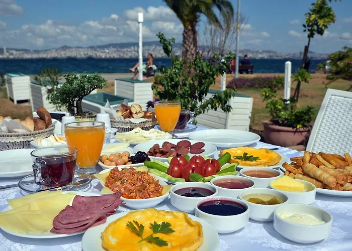 Bueyuekada Port 3* Adalar