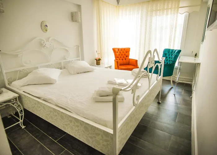 Hotel Bueyuekada Port