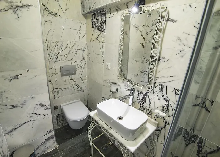 Bueyuekada Port Hotel 3*